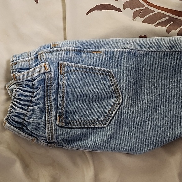 Baby Jeans - Picture 3 of 3